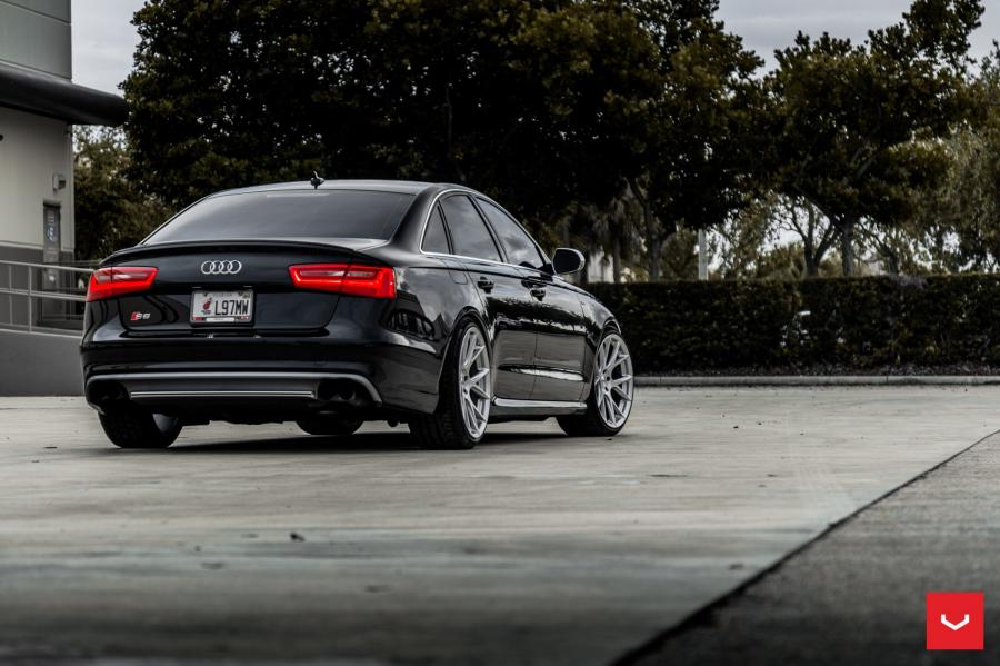  Audi S6 Sedan on Vossen Wheels (VFS6) 2017 года  (фото 11 из 14)